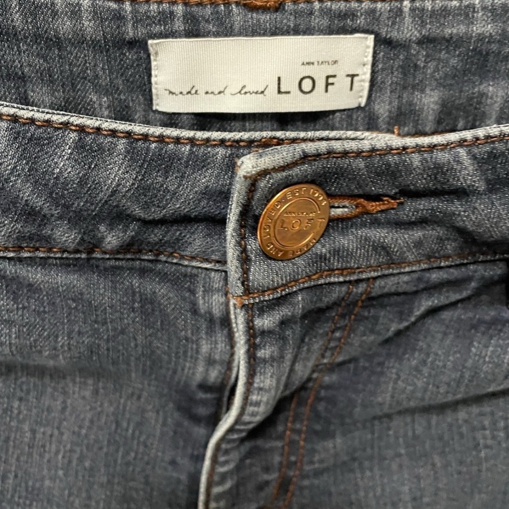 Loft Women’s Jeans SZ 27/4 Pre-Owned Good Condition